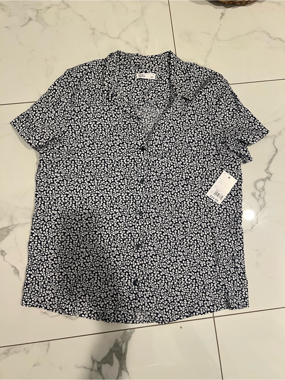 croft & barrow Navy and White Short-Sleeve Button Down Shirt
